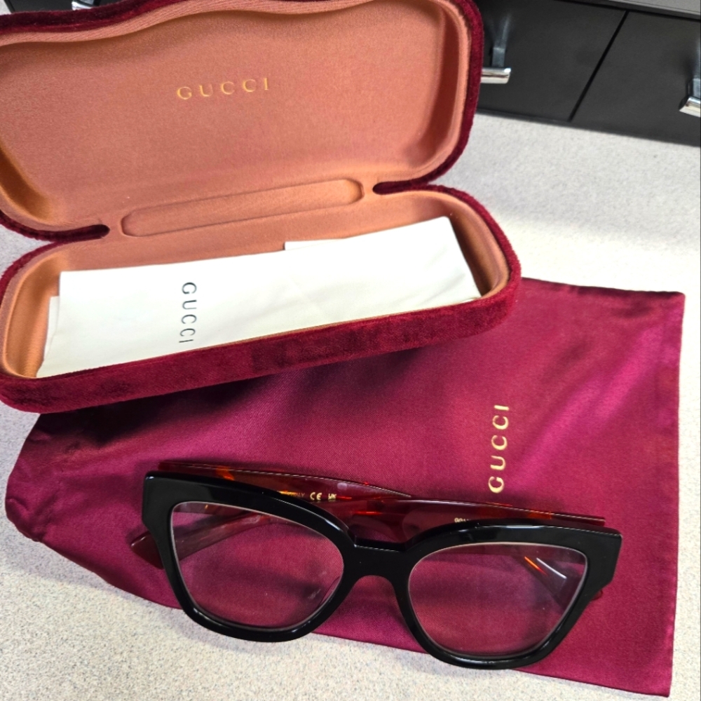 Gucci glasses authentic